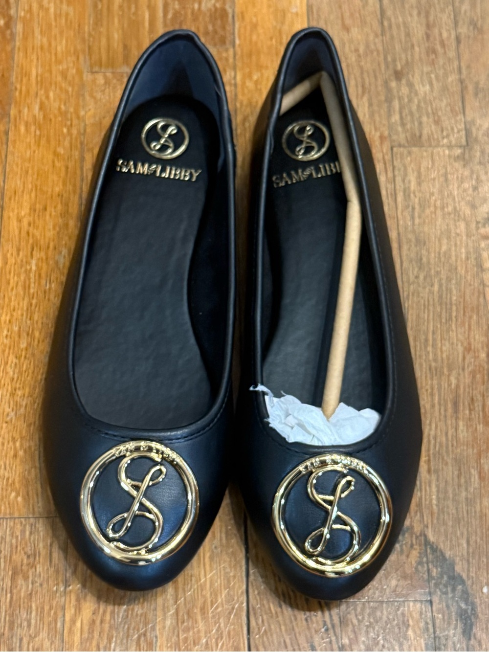 NWOB Sam & Libby Black Ballet Flats with Gold Monogram Accent